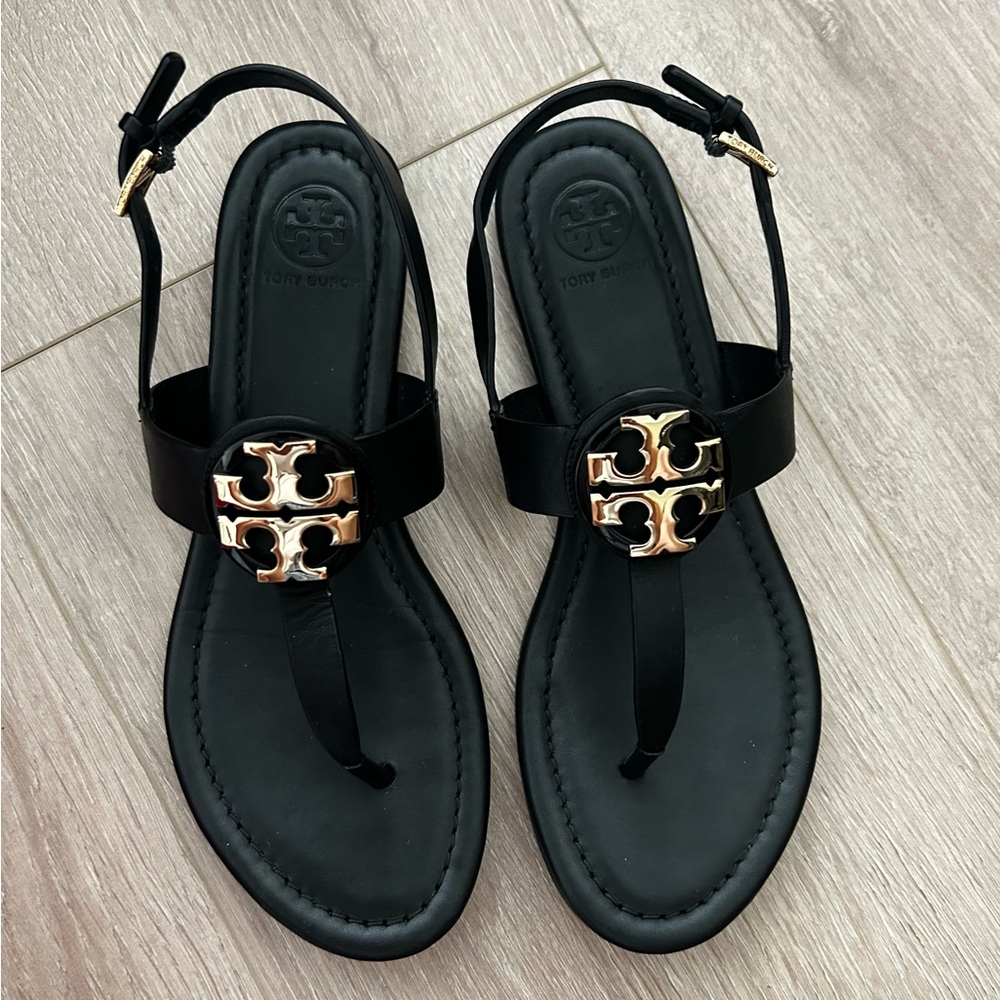 Black Tory Bryce Flat Thong Sandal/Veg Leather
